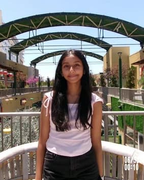Niyatee Dalvi, SLHS TSA Vice President